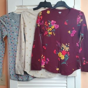 A lot of 3 long sleeve tshirts